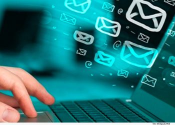 Empresa de tecnologia terá que indenizar cliente por retirada indevida de domínio na Internet