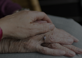 Geriatra da Unimed Poços comenta sobre o HIV na 3ª idade