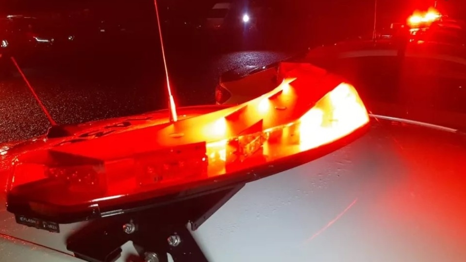 Bandidos rendem idoso e fogem levando caminhonete avaliada em mais de R$ 100 mil em Poços de Caldas