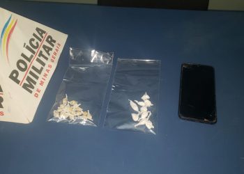 Polícia Militar prende suspeito de tráfico de drogas na zona leste em Poços