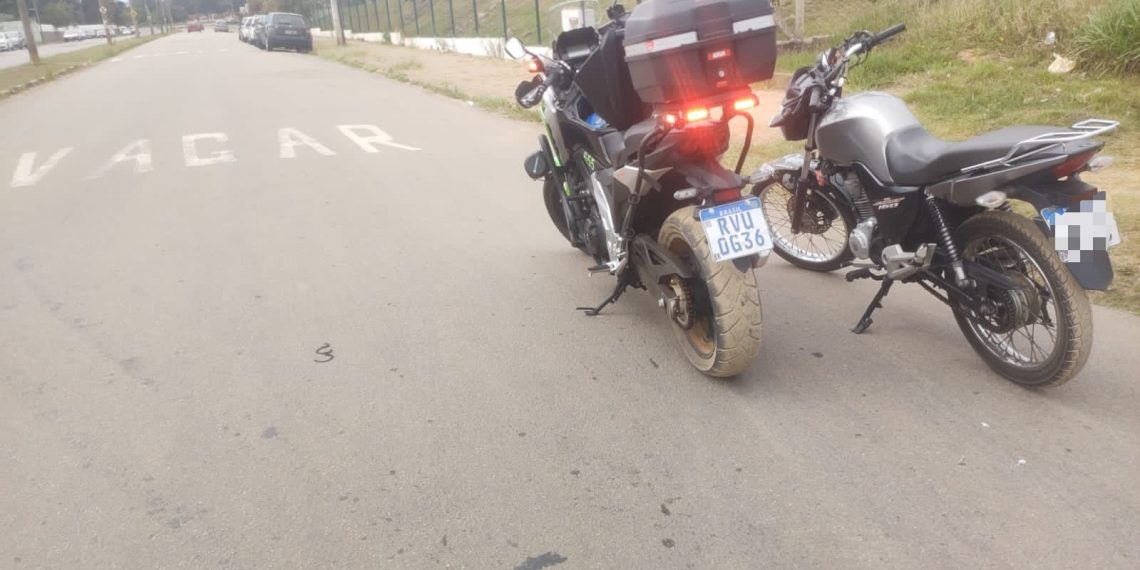 Condutor é autuado em quase R$ 4 mil e tem moto apreendida após fugir de blitz em Poços de Caldas