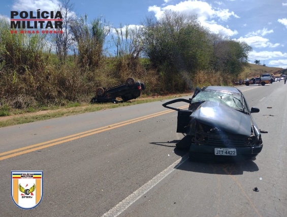 Acidente entre dois carros deixa uma vítima em estado grave no Sul de Minas
