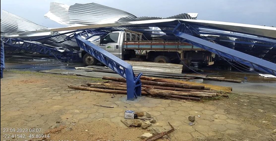Chuva causa estragos em cidades do Sul de Minas