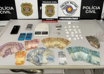 Operação prende dono de bar suspeito de tráfico com drogas, dinheiro e balanças em Vargem Grande do Sul