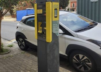 Notificações e autuações da zona azul são questionadas na Câmara de Poços de Caldas