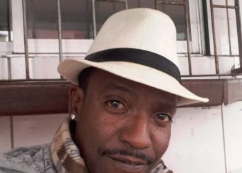 Homem que morreu após ser socorrido com sinais de espancamento é sepultado em Poços de Caldas