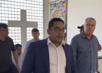 Secretário de Estado de Educação Igor de Alvarenga visita Escola Dom Bosco em Poços