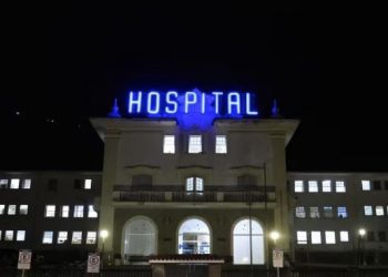 Boa notícia: último boletim médico diz que adolescentes esfaqueados em escola apresentam melhoras