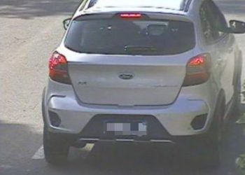 Mulher pega carro de loja para testar e levar ao mecânico e não devolve o veículo