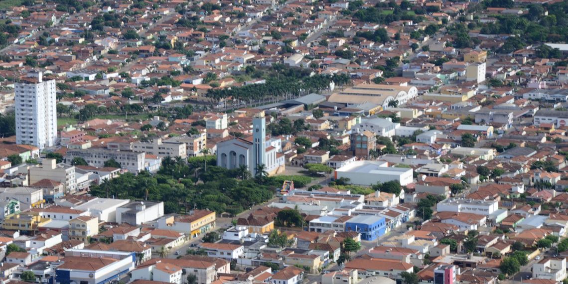 Com salário de até 16 mil, Prefeitura de Vargem Grande do Sul abre inscrições para Concurso Público