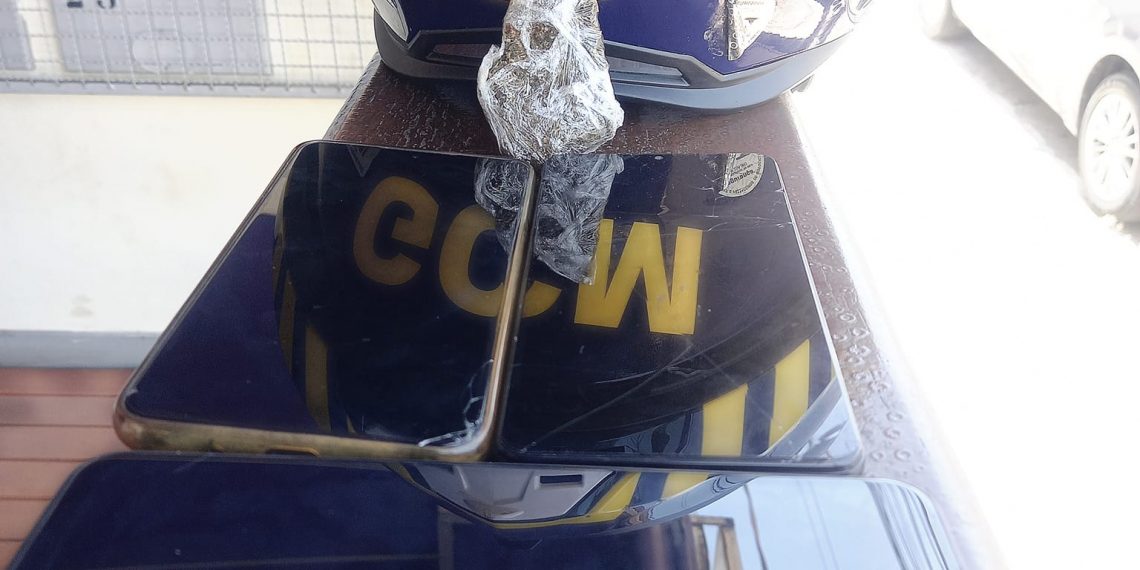 Dupla é detida com droga e celulares na zona oeste de Poços de Caldas