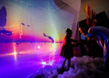 EU SINTO ASSIM | Espetáculo multisensorial será apresentado em instituições de Poços