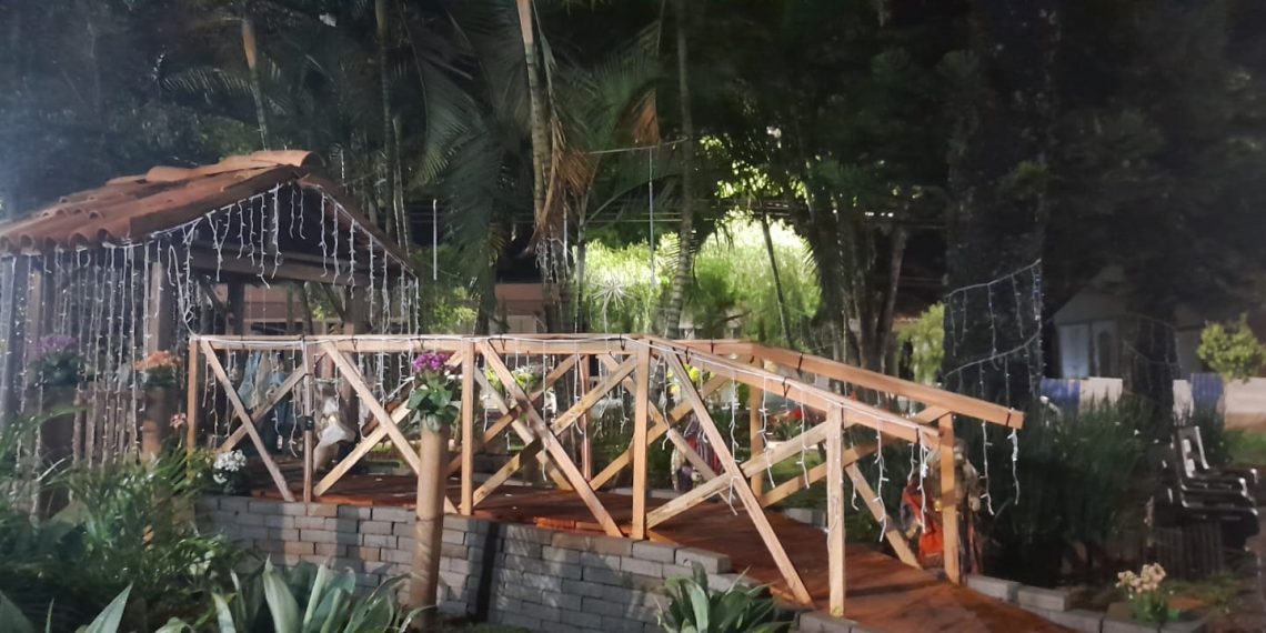 Decoração natalina de Botelhos será inaugurada neste sábado