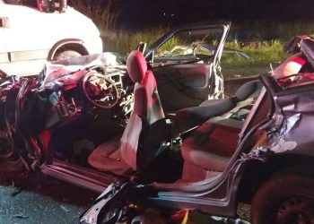 Acidente mata idosa e deixa quatro feridos na SP-215