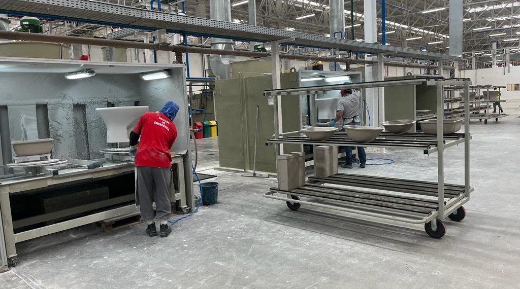 Distrito Industrial de Poços acumula cerca de R$ 2 bilhões de investimentos em 2024, segundo prefeitura