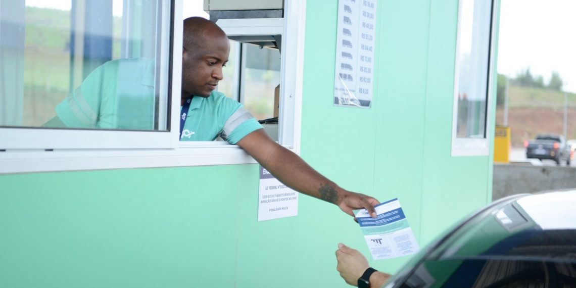 Pedágio em Poços de Caldas começa a operar em novembro
