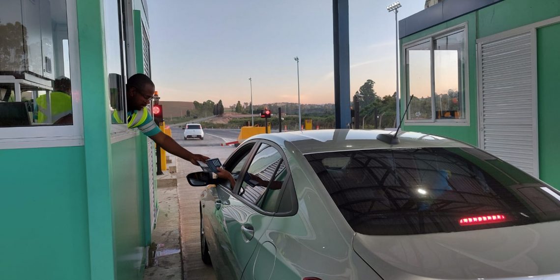 Pedágio em Poços de Caldas começa a operar neste sábado (18)