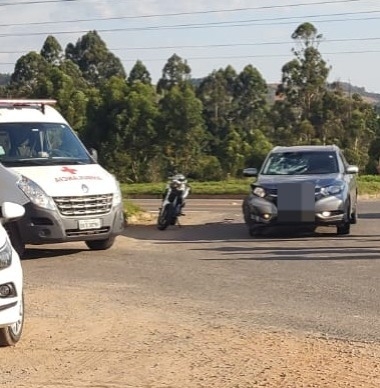 Motociclista fica ferido após sofrer acidente na Rodovia do Contorno em Poços de Caldas