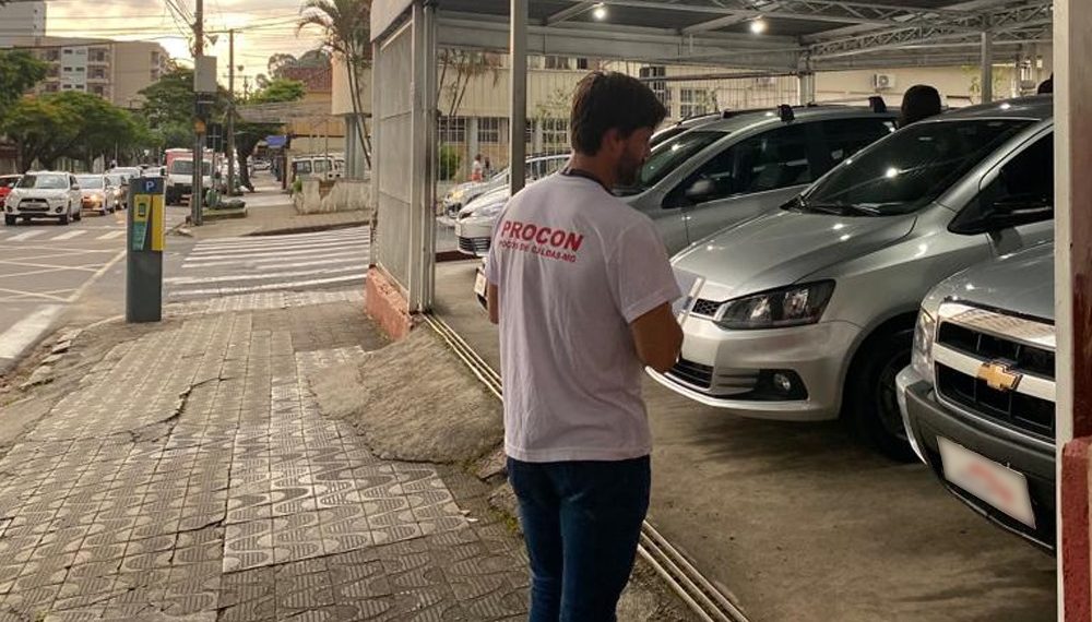 PROCON Poços de Caldas intensifica fiscalização focada na Black Friday e festividades de fim de ano