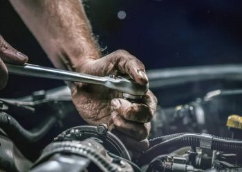 Setor de serviços lidera geração de empregos em outubro em Poços de Caldas