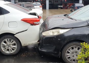 Engavetamento entre quatro veículos é registrado em Poços de Caldas