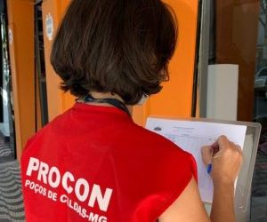 Procon de Poços de Caldas multa banco em R$30 Mil por descumprir Lei Municipal de atendimento ao consumidor