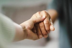 Saúde Mental: Psicóloga aborda a importância do diálogo constante