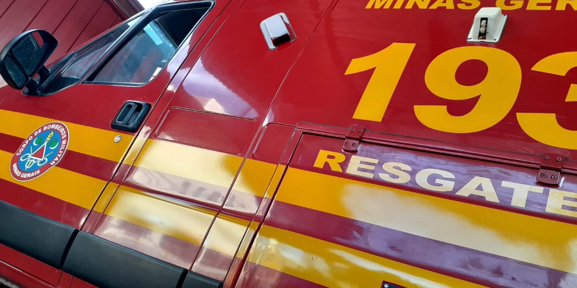 Idoso com sinais de embriaguez é resgatado após pular em rio em Poços de Caldas