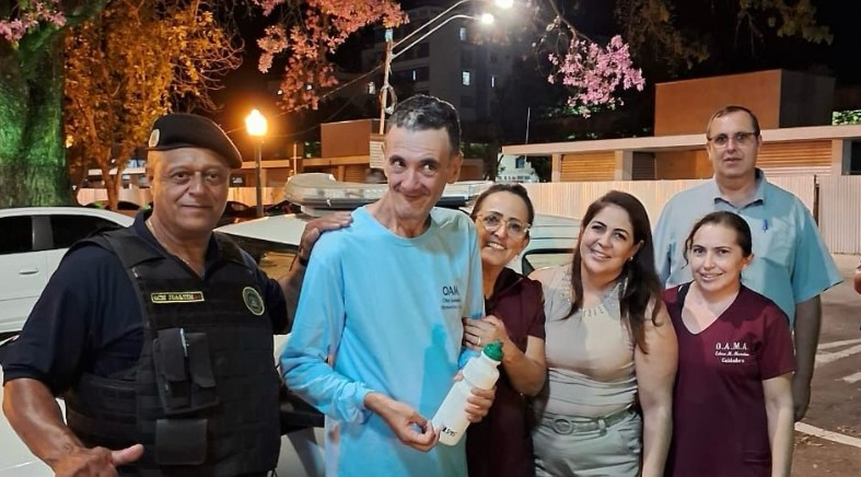 Guarda Civil Municipal resgata idoso com Alzheimer perdido em Poços de Caldas