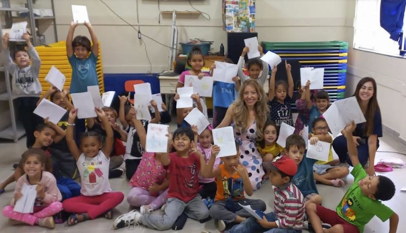 Jesuane Salvador apresenta livro infantil autoral e ministra oficinas nos CEIS