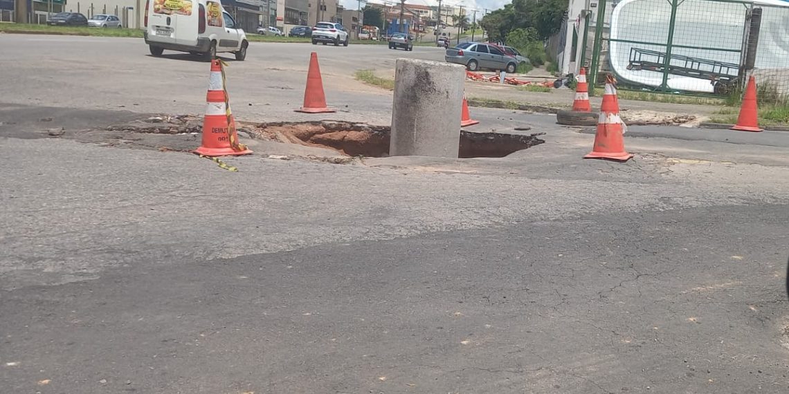 Obra em cratera na Zona Leste de Poços de Caldas começa em janeiro