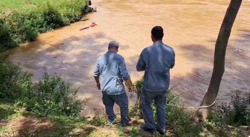 Bombeiros procuram por homem que se afogou no Rio Pardo