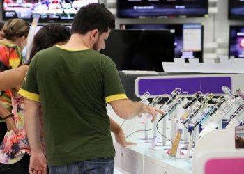 Procon de Poços de Caldas orienta consumidores para compras de final de ano