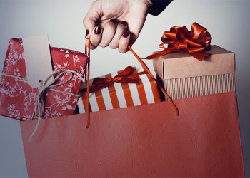 Conheça as regras sobre trocas de presentes de Natal