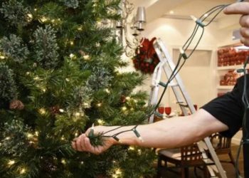 DME Distribuição dá dicas para evitar acidentes com a decoração natalina
