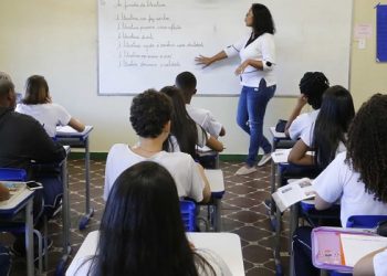 Cadastro Escolar 2024: prazo para matrícula na rede estadual termina nesta sexta (12)