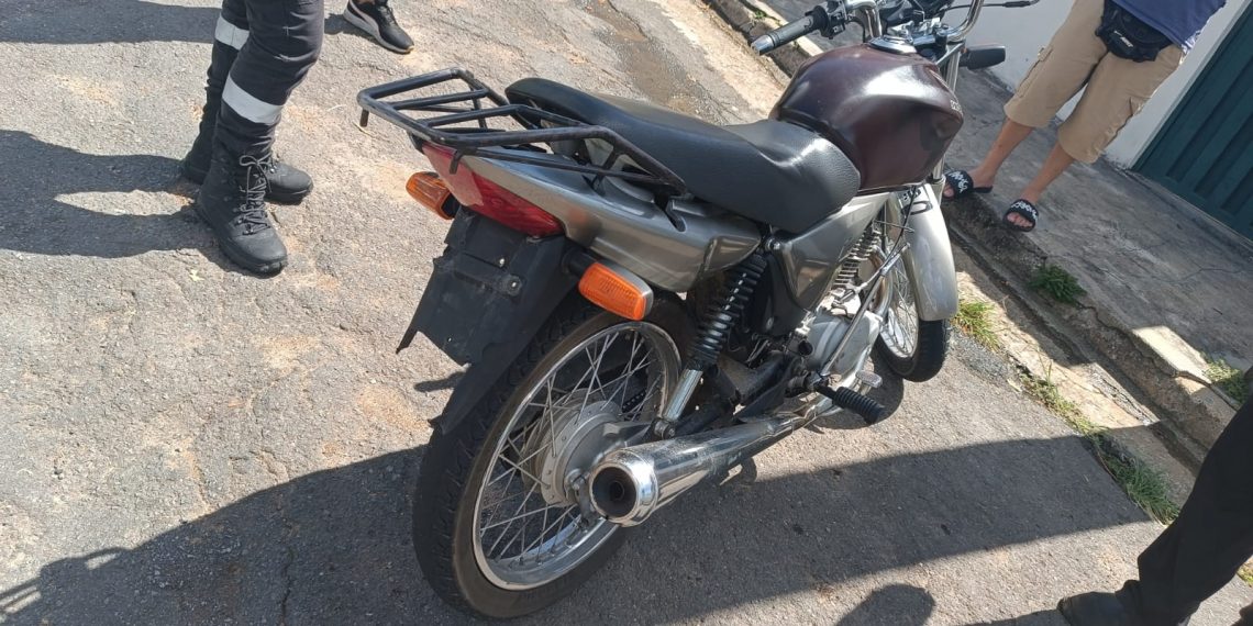 Demutran recupera em Poços moto furtada em Caldas