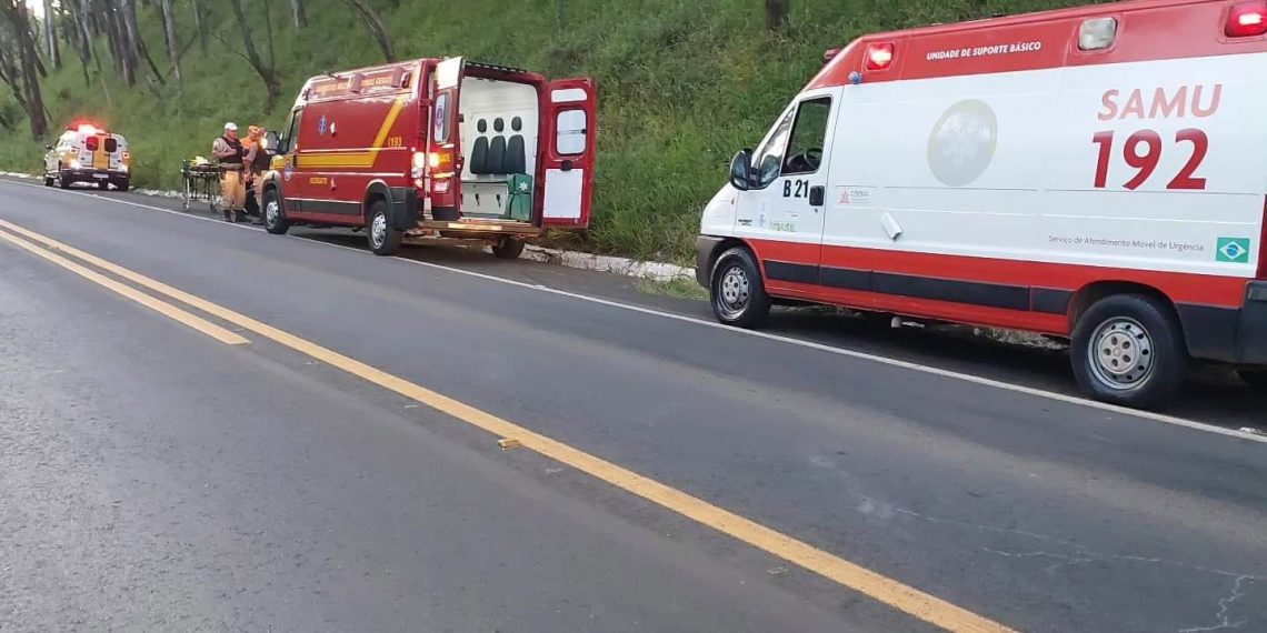 Jovem fica ferido após perder controle e cair da motocicleta na BR-146