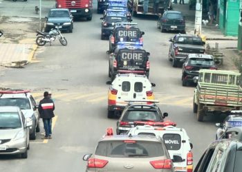 Pessoas ligadas a facção criminosa são presas durante operação policial conjunta em Campestre