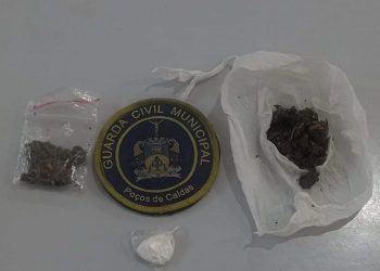 Guarda Municipal encontra maconha e cocáina escondidas dentro de tijolo em casa abandonada na zona oeste de Poços de Caldas