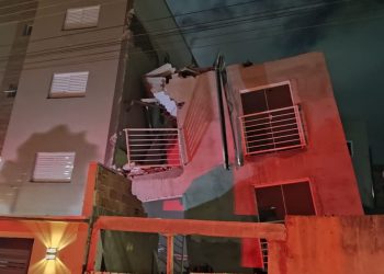 Prédio de 3 andares em construção desaba na zona leste de Poços de Caldas