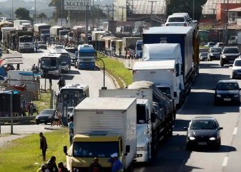 Motoristas têm novos prazos para regularizar exame toxicológico