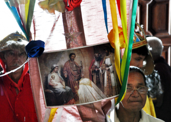Tradicional Encontro de Folia de Reis acontece neste sábado (6) em Poços de Caldas