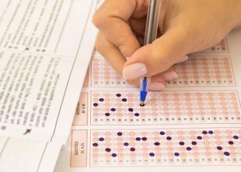 Inscrição no concurso da Prefeitura de Poços é grátis para pessoas de baixa renda e desempregados