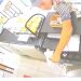 VÍDEO: homem é flagrado furtando dinheiro em cafeteria no centro de Poços de Caldas