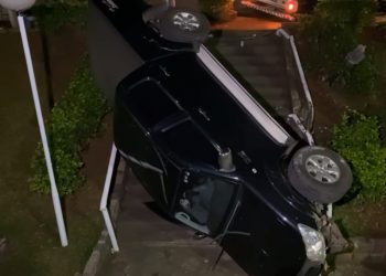 Casal é preso após tentar roubar caminhonete e sofrer acidente em Palmeiral 