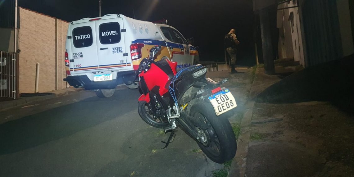 PM de Poços de Caldas recupera moto furtada em Mogi Guaçu-SP