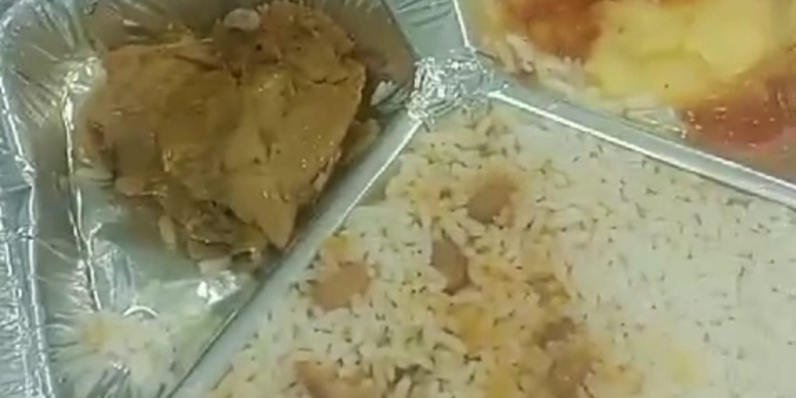 Sindserv protocola denúncias após servidores da UPA receberem marmitas estragadas em Poços