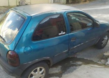 Dupla é presa por receptação após ser flagrada com carro furtado em Poços de Caldas