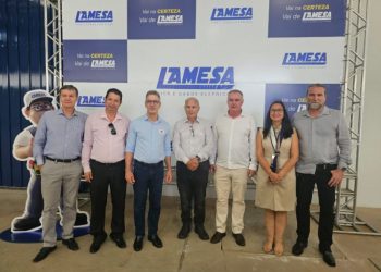 Governador Romeu Zema visita nova fábrica da Lamesa em Poços de Caldas